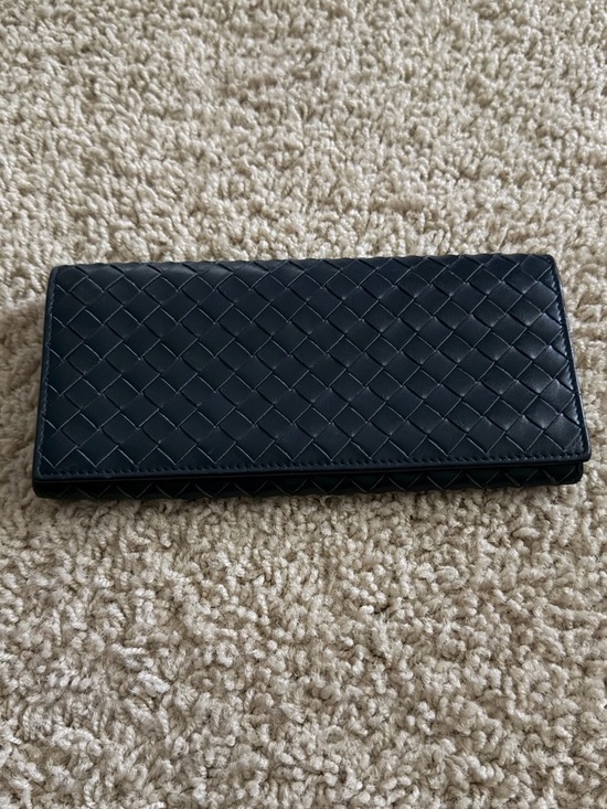 Bottega Veneta Other - Bottega Veneta Intrecciato woven leather long wallet in Navy Blue